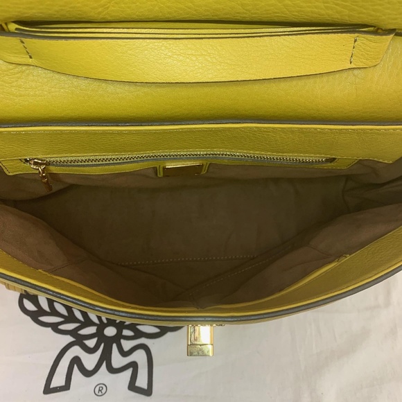 MCM Green Handbag/Crossbody Bag Authentic - Picture 6 of 8